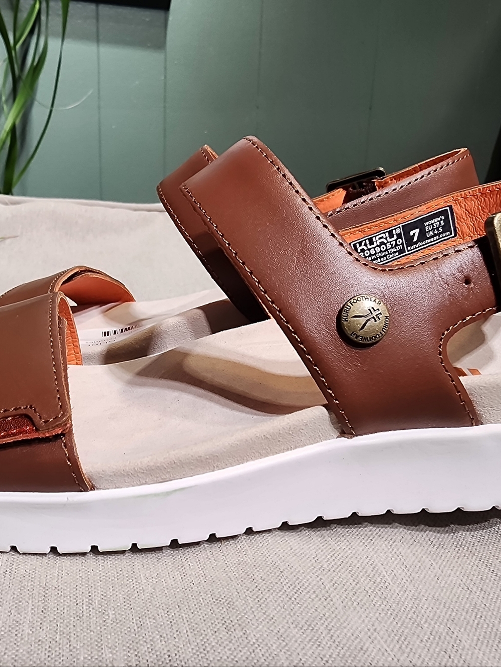 KURU Glide Brown Leather Sandals Adjustable Plantar Fasciitis